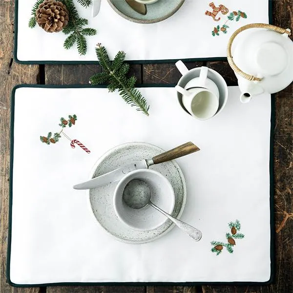 Langkilde & Søn - Mantel navideño con bastón de caramelo - 38 x 50 cm.
